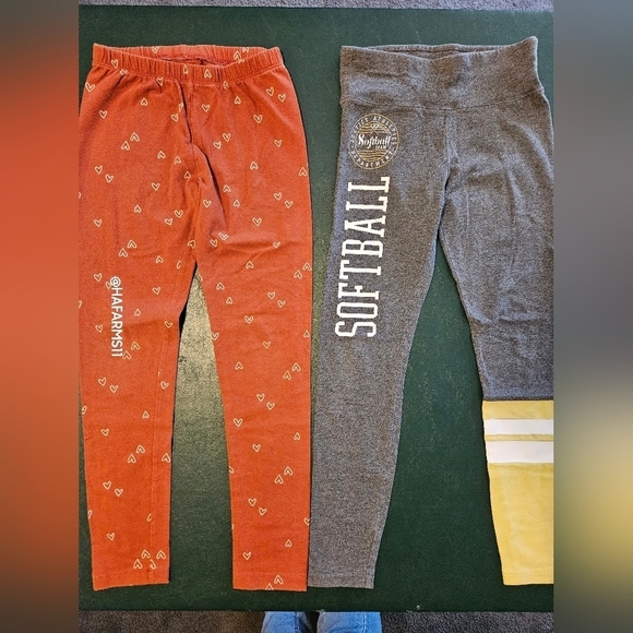 2 Pairs of Girls Leggings - Picture 2 of 7